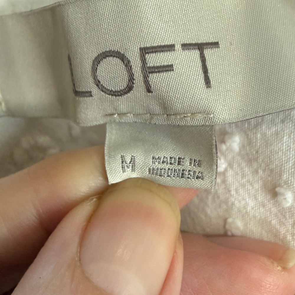 LOFT Womens White Floral Embroidered Ruffle Sleeveless Top Size M Cottagecore - Picture 4 of 9